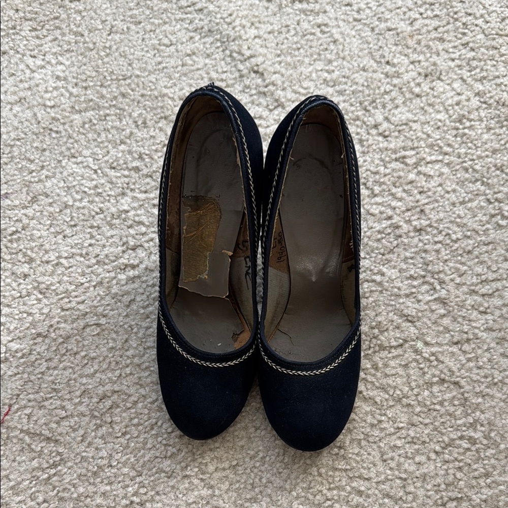 Vintage swing/ 1940s-1950s, Black Classic Heels with Velvet Finish